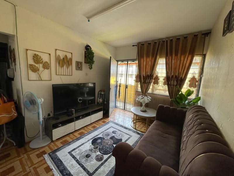 Flat for Sale at Halaman Tenggiri - C.H. Lee - Living Room - PropertyGuru.com.my