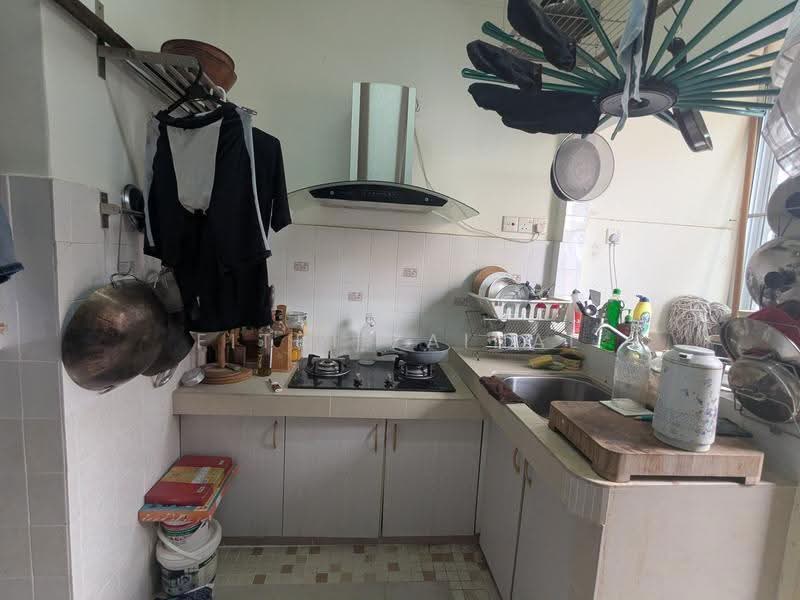 Kondominium untuk Dijual di Kyoto Gardens Condominiums - Fitri Zainal - Kitchen - PropertyGuru.com.my