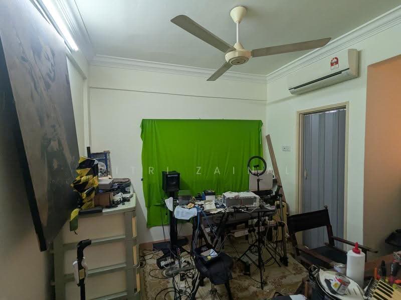 Kondominium untuk Dijual di Kyoto Gardens Condominiums - Fitri Zainal - Bedroom - PropertyGuru.com.my