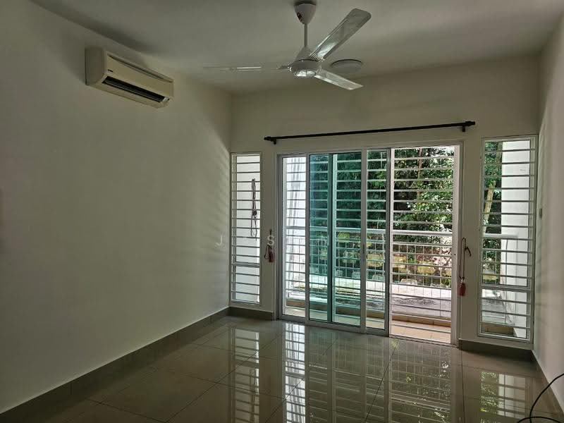 Kediaman Servis untuk Disewa di Metropolitan Square Service Residence - Jason Low - Living Room - PropertyGuru.com.my