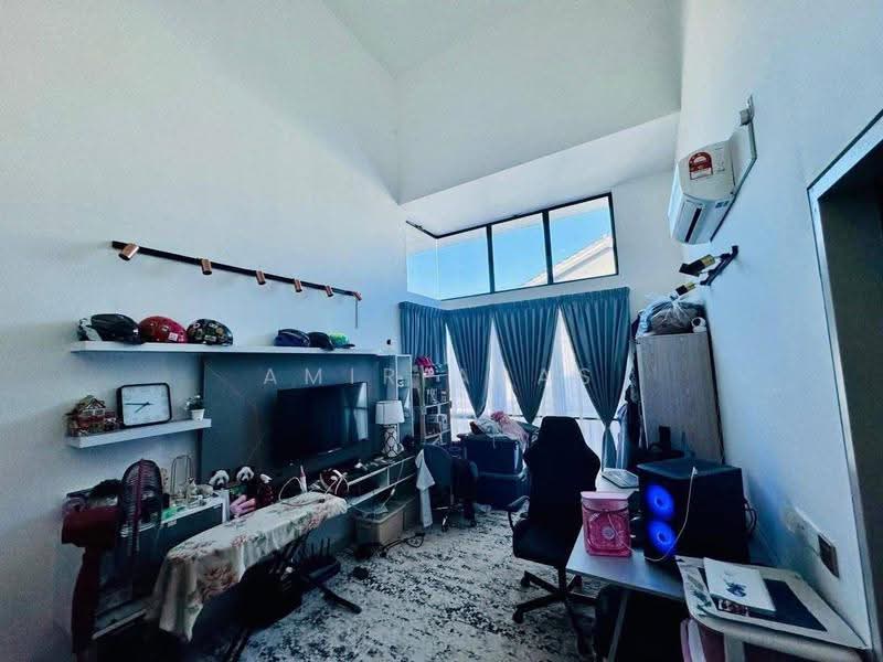 2-storey Terraced House for Sale in U16, Elmina Gardens (Shah Alam) - Amir Abas - Living Room - PropertyGuru.com.my