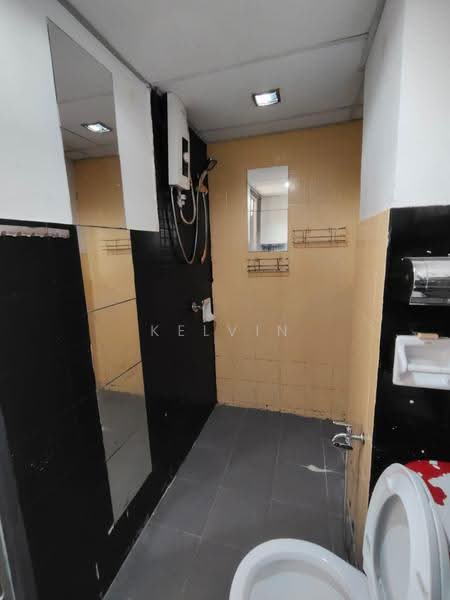 Condominium for Rent at Perdana Exclusive - Kelvin . - Bathroom - PropertyGuru.com.my