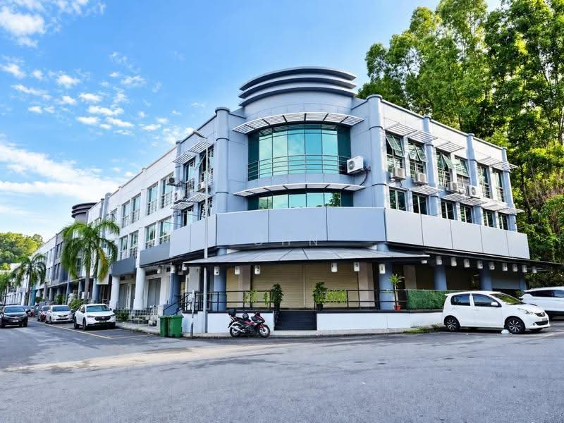 Shop for Sale in Bandar Puteri Puchong (Puchong) - John Lee - Exterior - PropertyGuru.com.my