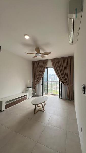 Kediaman Servis untuk Disewa di Sky Meridien - Kathy Yap - Living Room - PropertyGuru.com.my