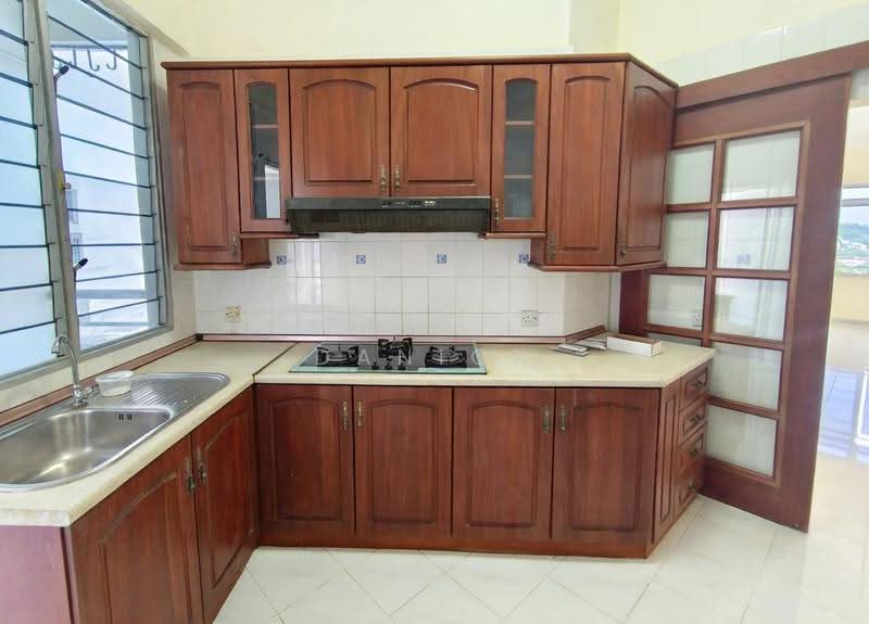 Kondominium untuk Dijual di Leader Garden - Danick Teoh - Kitchen - PropertyGuru.com.my