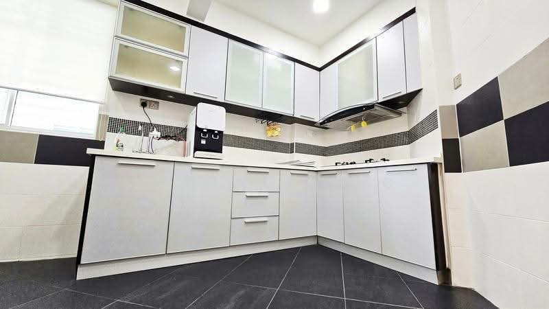 Condominium for Rent at Regency Heights Condo - Eugene Tung - Kitchen - PropertyGuru.com.my