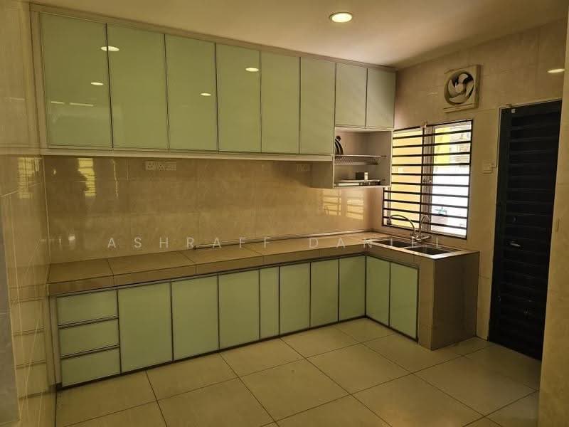 Semi-Detached House for Sale in Taman Lestari Perdana (Seri Kembangan) - Ashraff Daniel - Kitchen - PropertyGuru.com.my