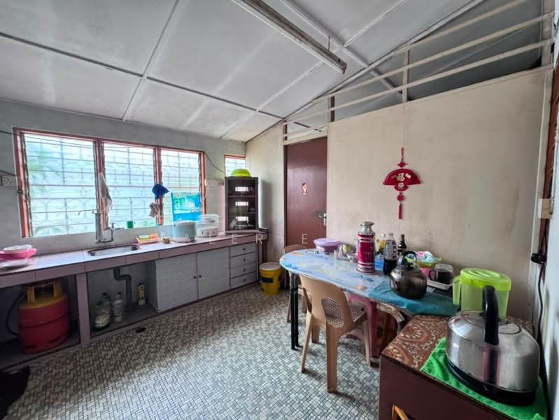 Rumah Teres 1-Tingkat untuk Dijual di Kepong (Kuala Lumpur) - Valerie Ng - Kitchen - PropertyGuru.com.my