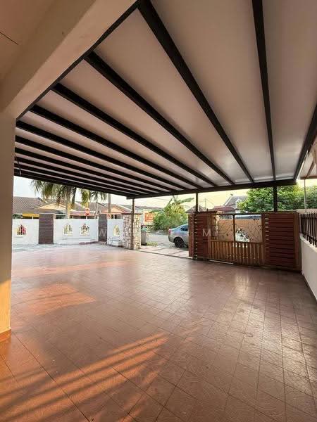 Rumah Teres 1-Tingkat untuk Dijual di Taman Daya (Johor Bahru) - Win Lim - Exterior - PropertyGuru.com.my