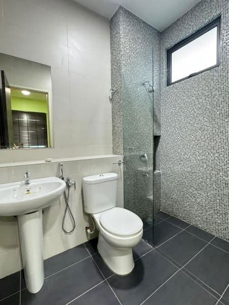 Semi-Detached House for Sale in Setia Eco Gardens (Gelang Patah) - Ee Fong Toh - Bathroom - PropertyGuru.com.my