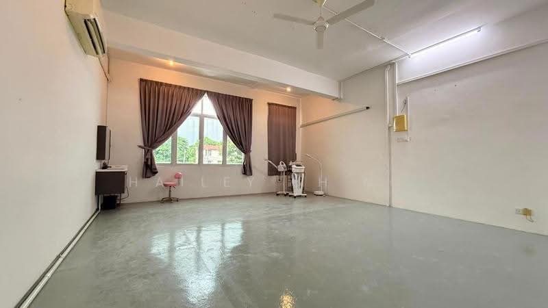 Shop / Office for Rent in Butterworth (Penang) - Hailey Ch'ng - Interior - PropertyGuru.com.my