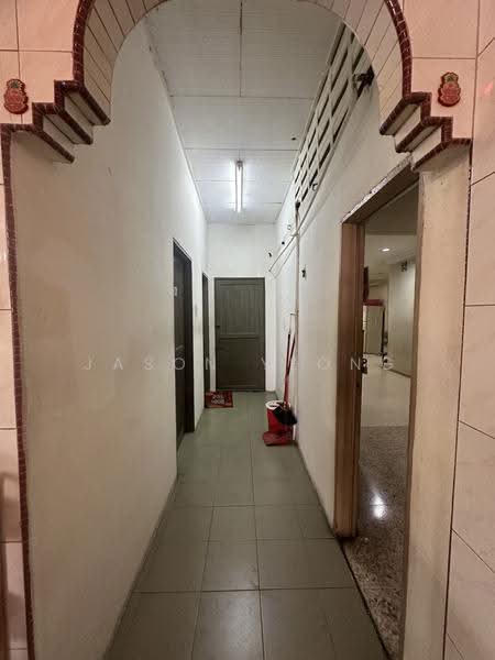 Rumah Teres 1-Tingkat untuk Dijual di Kawasan 19 (Klang) - Jason Yeong - Corridor - PropertyGuru.com.my