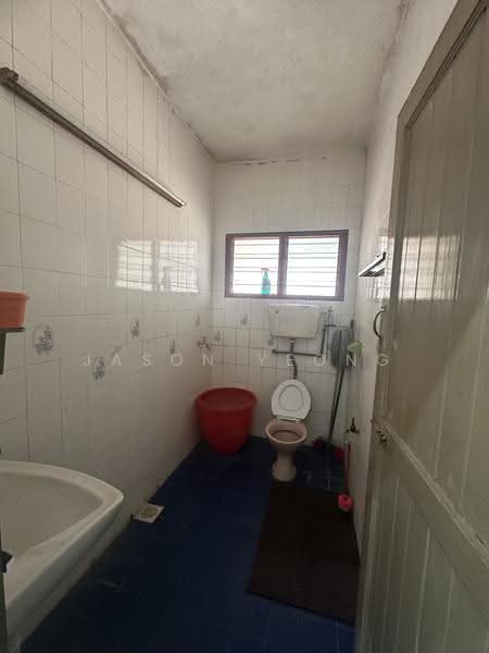 Rumah Teres 1-Tingkat untuk Dijual di Kawasan 19 (Klang) - Jason Yeong - Bathroom - PropertyGuru.com.my