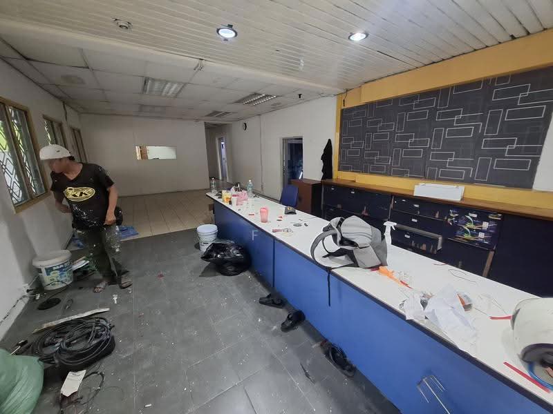 Factory for Rent in SS13 (Subang Jaya) - FC Wong - Interior - PropertyGuru.com.my