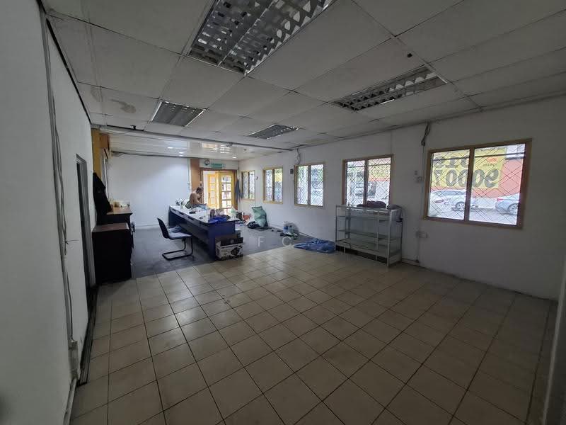 Factory for Rent in SS13 (Subang Jaya) - FC Wong - Interior - PropertyGuru.com.my
