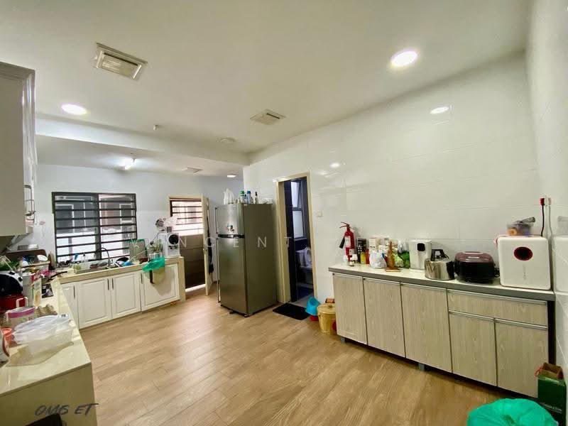 2-storey Terraced House for Sale in Klang (Selangor) - Vincent Yeoh - Kitchen - PropertyGuru.com.my