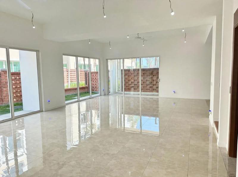 3-storey Terraced House for Rent in Tanjung Tokong (Penang) - Danick Teoh - Living Room - PropertyGuru.com.my