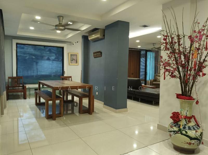 Rumah Teres 2-Tingkat untuk Dijual di Bandar Sri Damansara (Selangor) - Valerie Ng - Living Room - PropertyGuru.com.my