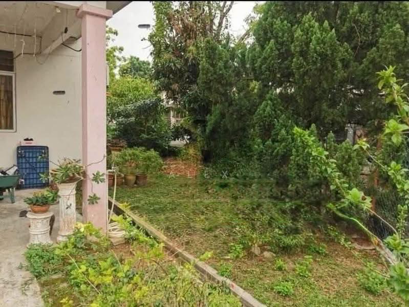2-storey Terraced House for Sale in Taman Tasek Indah (Simpang Ampat) - Alex Ho - Exterior - PropertyGuru.com.my