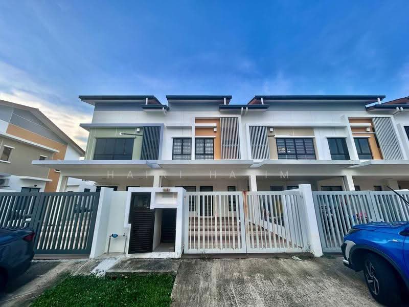 2-storey Terraced House for Sale in Seksyen U13 (Setia Alam) - Hairi Halim - PropertyGuru.com.my