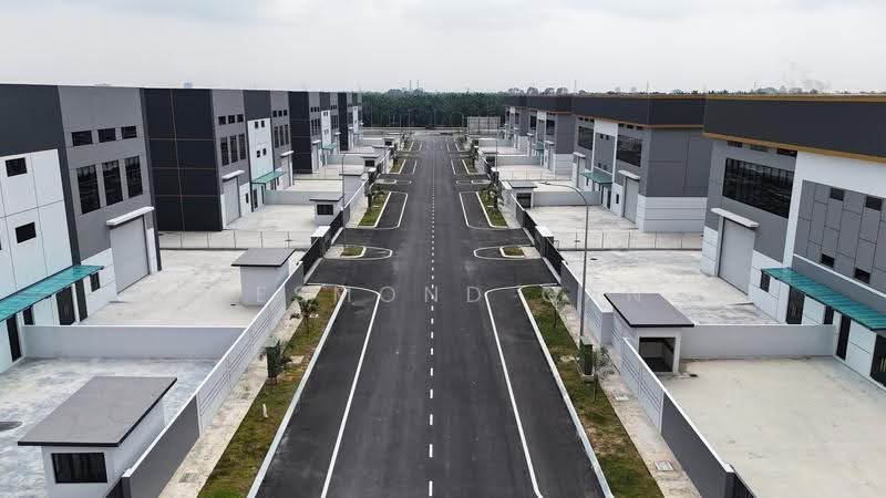 Semi-D Factory for Sale in Sepang (Puchong) - Desmond Gan - Exterior - PropertyGuru.com.my