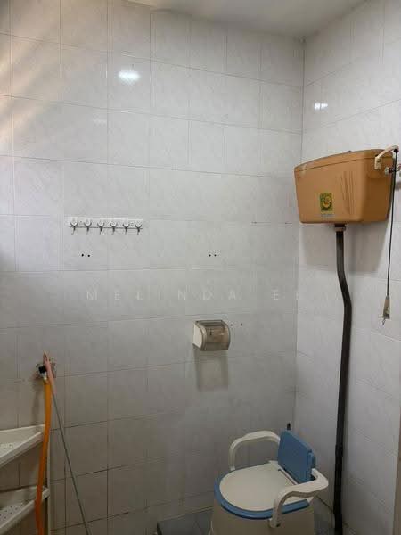Rumah Teres 1-Tingkat untuk Dijual di Taman Universiti (Skudai) - Melinda Ee - Bathroom - PropertyGuru.com.my