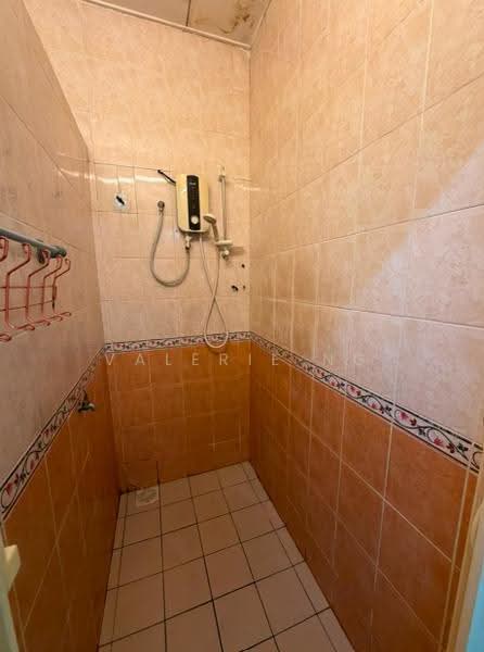 Rumah Teres 1-Tingkat untuk Dijual di Kepong (Kuala Lumpur) - Valerie Ng - Bathroom - PropertyGuru.com.my