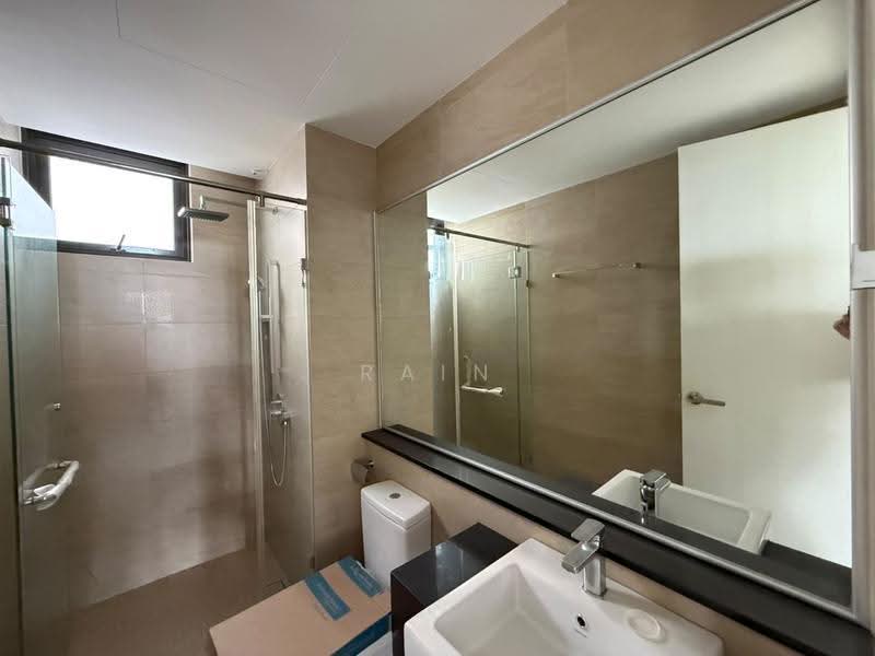 Kondominium untuk Dijual di The Marin at Ferringhi - Rain Yu - Bathroom - PropertyGuru.com.my