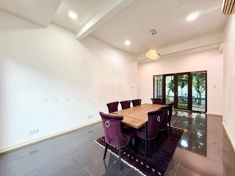 Bungalow House untuk Dijual di Perdana Lakeview East (Cyberjaya) - Ashraff Daniel - Dining Room - PropertyGuru.com.my