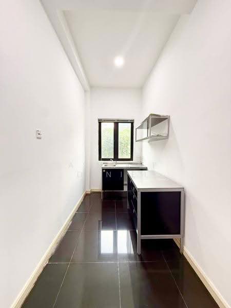Bungalow House untuk Dijual di Perdana Lakeview East (Cyberjaya) - Ashraff Daniel - Interior - PropertyGuru.com.my