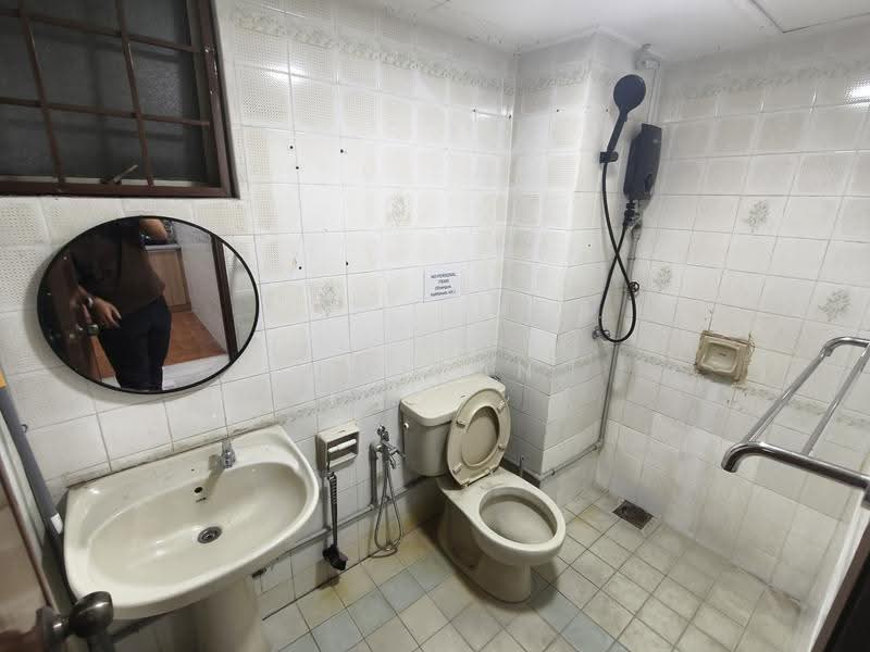 Kondominium untuk Disewa di Shang Villa - Duncan Lee - Bathroom - PropertyGuru.com.my