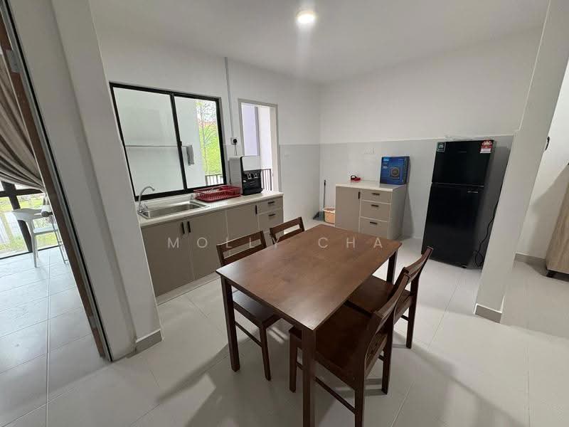 Townhouse for Rent in Labu (Negeri Sembilan) - Molly Cha - Kitchen - PropertyGuru.com.my