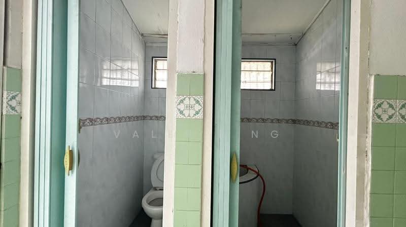 Rumah Teres 1-Tingkat untuk Dijual di Kepong (Kuala Lumpur) - Valerie Ng - Bathroom - PropertyGuru.com.my