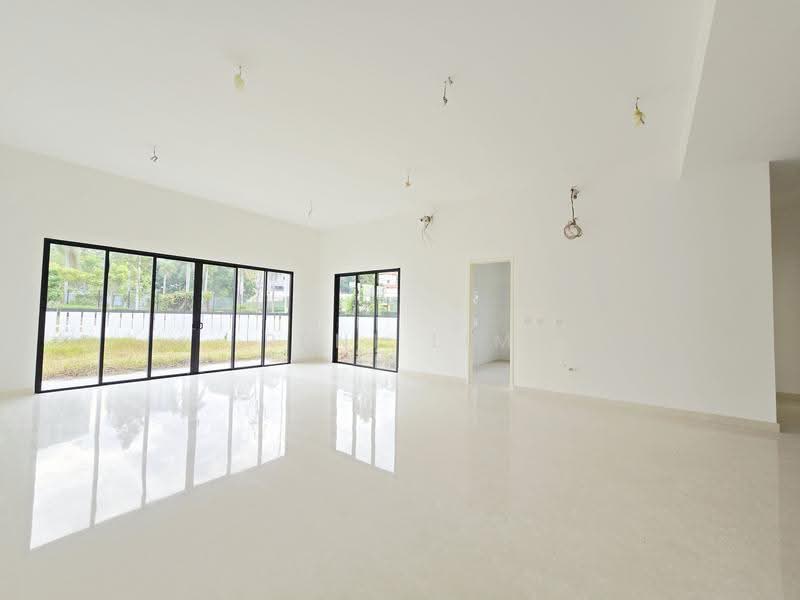 Semi-Detached House for Sale in Kota Damansara (Selangor) - Reni Lim - Living Room - PropertyGuru.com.my