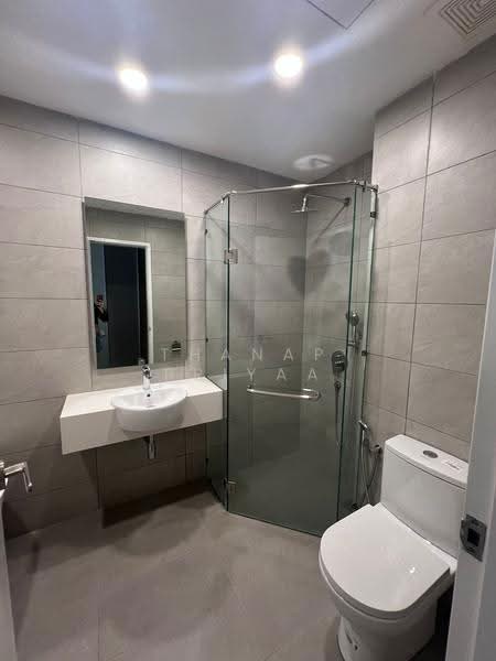 Service Residence for Rent at Dorsett Waterfront Subang - Thanap Priyaa - Bathroom - PropertyGuru.com.my