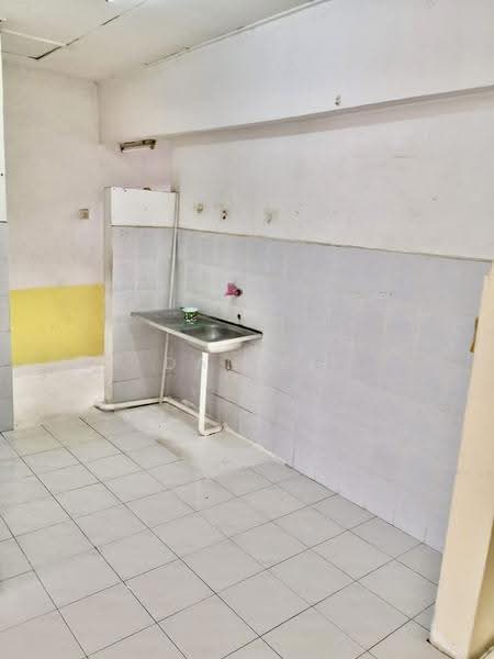 Pangsapuri untuk Dijual di Park Avenue - Daniel Yong - Kitchen - PropertyGuru.com.my