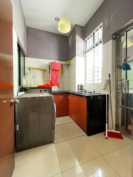 3-storey Terraced House for Sale in Sungai Ara (Penang) - Welson Teh - Kitchen - PropertyGuru.com.my