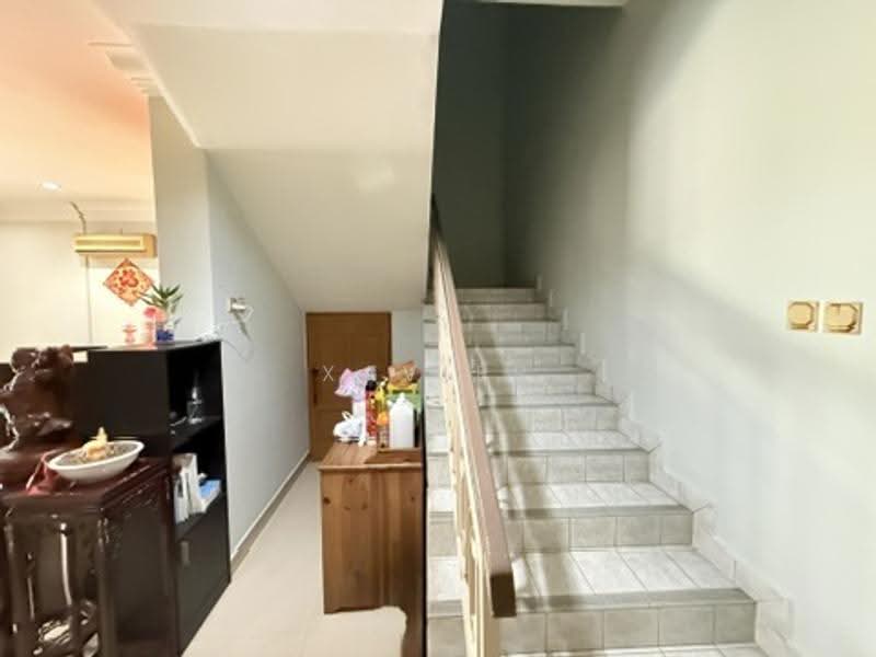 Rumah Teres 2-Tingkat untuk Dijual di Desa Melati (Nilai) - Xavier Lim - Store & Staircase - PropertyGuru.com.my