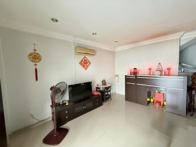 Rumah Teres 2-Tingkat untuk Dijual di Desa Melati (Nilai) - Xavier Lim - Living Room - PropertyGuru.com.my