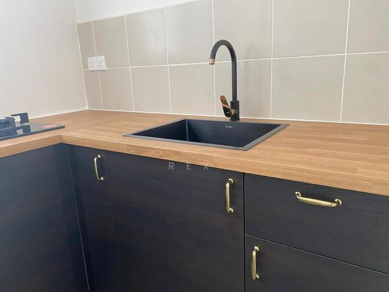 Kediaman Servis untuk Disewa di Tuan Residency - Rex Tan - Kitchen - PropertyGuru.com.my
