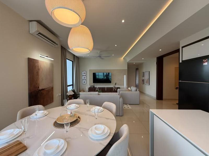 Kondominium untuk Dijual di The Marin at Ferringhi - Rain Yu - Dining Room - PropertyGuru.com.my