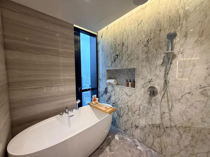 Service Residence for Sale at Imperial Lexis - Jin Yong Heng - Bathroom - PropertyGuru.com.my