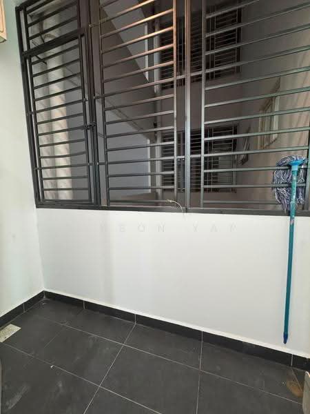 Kediaman Servis untuk Dijual di Skysuites @ Meldrum Hills - Winson Yap - Exterior - PropertyGuru.com.my