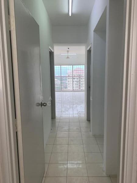 Kediaman Servis untuk Disewa di Avelon Tower @ Plaza Medan Putra - Racheel Chang - Corridor - PropertyGuru.com.my