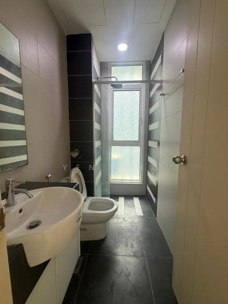 Service Residence for Rent at The Court @ Central Residence - Yen Ling - Bathroom - PropertyGuru.com.my