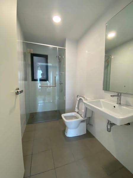 Service Residence for Sale at Parc 3 - Rex Tan - Bathroom - PropertyGuru.com.my