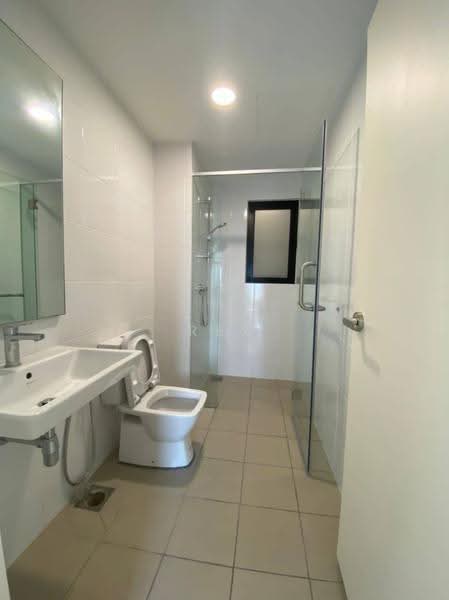 Service Residence for Sale at Parc 3 - Rex Tan - Bathroom - PropertyGuru.com.my