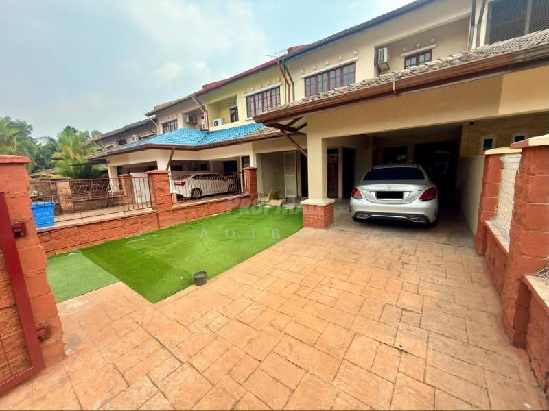 Rumah Teres 2-Tingkat untuk Dijual di Shah Alam (Selangor) - Adibah Salim - Exterior - PropertyGuru.com.my