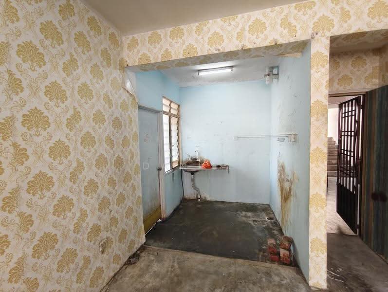 Rumah Flat untuk Dijual di Flat Taman Pelangi Indah - Daniel Yong - Interior - PropertyGuru.com.my