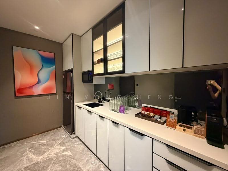 Service Residence for Sale at Imperial Lexis - Jin Yong Heng - Kitchen - PropertyGuru.com.my